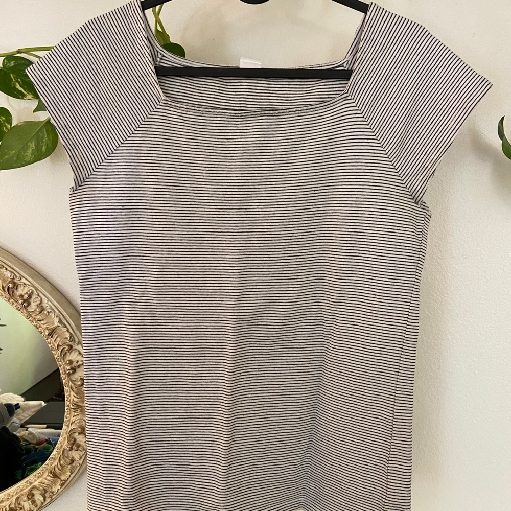 Gap top